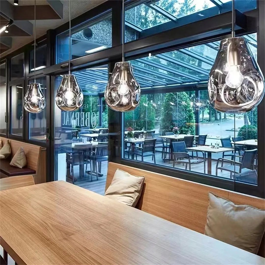 lampa-wiszaca-sufitowa-szklana-srebrna-loft-szklo-asymetryczna-stan-nowy