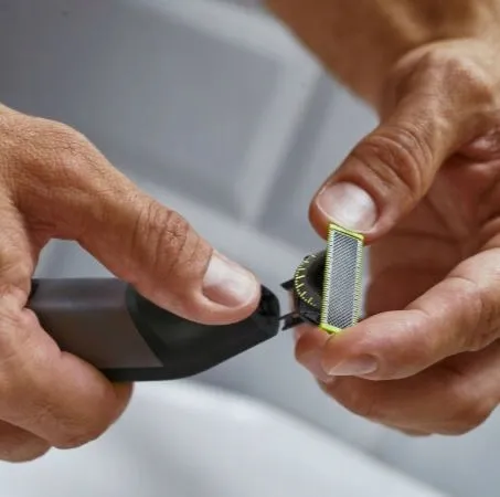 2x-ostrza-do-golarki-philips-oneblade-qp230-50-one-blade-koncowki-wymienne-stan-nowy-marka-bez-marki