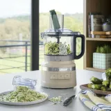 malakser-kitchenaid-5kfp0719eac0-kremowy-17-l-marka-kitchenaid-zalaczone-wyposazenie-tacka-na-okruchy