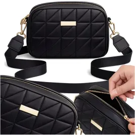 czarna-pikowana-mala-torebka-skorzana-na-ramie