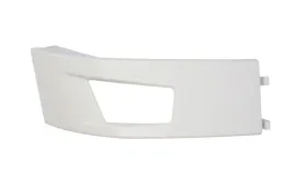 obudowa-ramka-halogenu-prawa-renault-gama-t