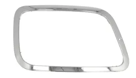 ramka-reflektora-prawa-mercedes-actros-mp3-chrom