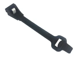 zaczep-pokrywy-akumulatora-guma-mercedes-atego