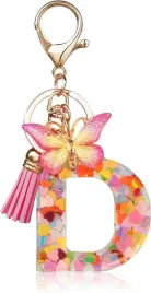 brelok-litera-d-alfabet-z-motylkiem-fredzel-ozdobny-breloczek-zywica-zloty