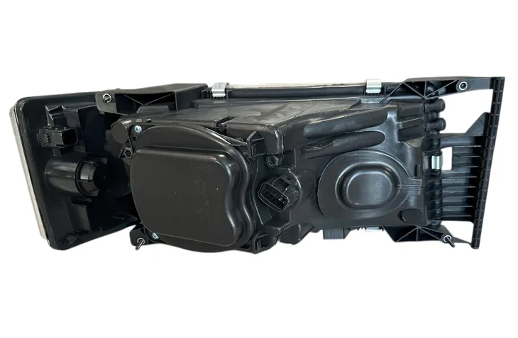 reflektor-lampa-lewy-z-kierunkiem-scania-p-g-r-t-1949896-wersja-europejska