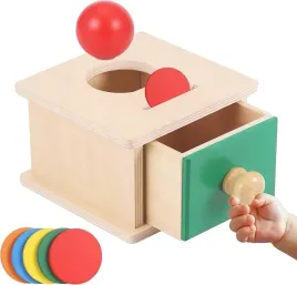 zabawka-montessori-szuflada-pudelko-na-monety-do-sortowania-obiektow