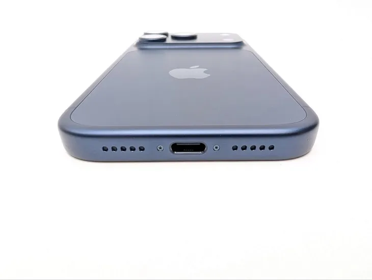 apple-iphone-17-pro-256-gb-glebinowy-blekit-or-esim-or-bateria-100percent-typ-akumulatora-litowo-jonowy