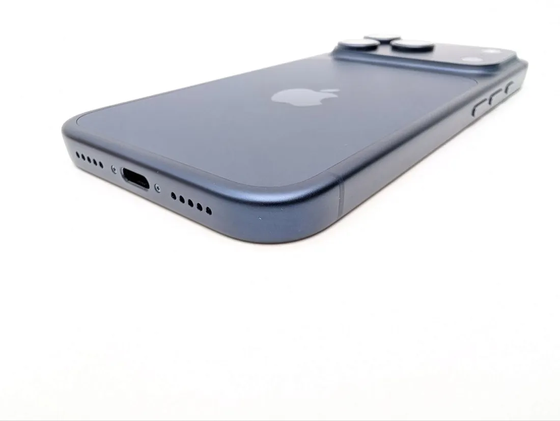 apple-iphone-17-pro-256-gb-glebinowy-blekit-or-esim