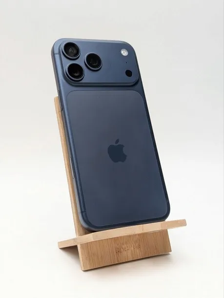 apple-iphone-17-pro-max-256-gb-glebinowy-blekit-or-esim-or-bateria-100percent-stan-powystawowy