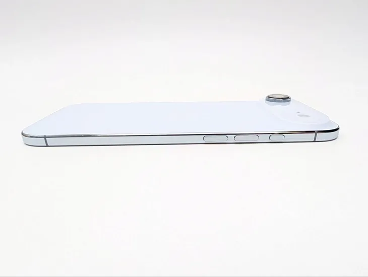 apple-iphone-air-256-gb-blekitny-or-esim-or-bateria-100percent-rozdzielczosc-nagrywanych-filmow-4k-1080p-fullhd