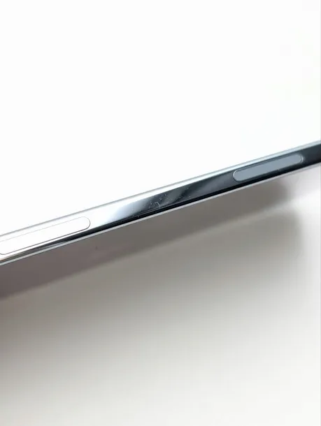 apple-iphone-air-256-gb-blekitny-or-esim-or-bateria-100percent-funkcje-always-on-display-ladowanie-indukcyjne-platnosci-zblizeniowe-nfc-rozpoznawanie-twarzy-szybkie-ladowanie-tethering-hot-spot