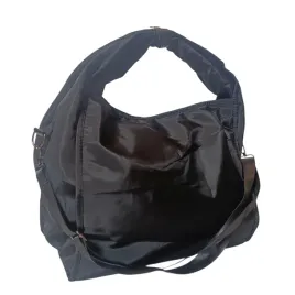 czarna-torba-damska-na-ramie-pojemna-lekka-uniwersalna