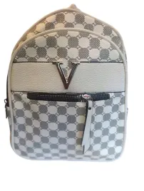 plecak-damski-wzorzysty-z-eko-skory-modny-i-praktyczny