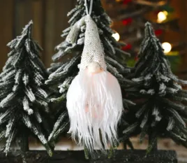 zawieszka-bialy-skrzat-nt1503