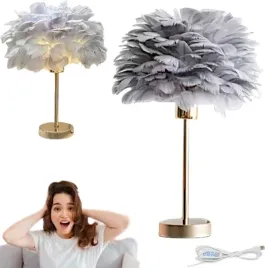 elegancka-lampa-nocna-stolowa-z-kloszem-z-szarych-pior-sciemniacz-na-komode