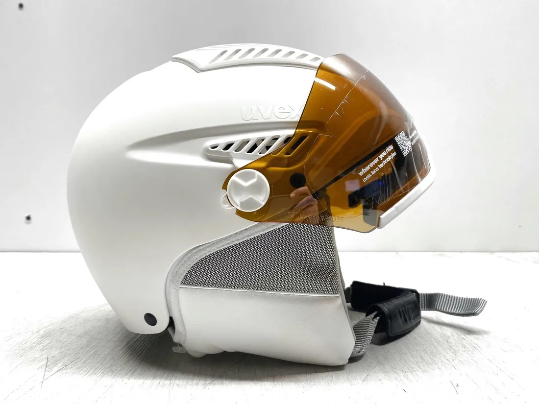 kask-narciarski-instinct-visor-53-55-cm-bialy-mat-stan-nowy