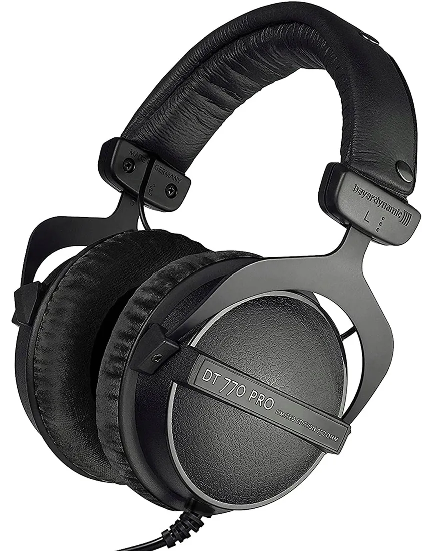 beyerdynamic-dt-770-pro-250-ohm-black-le-sluchawki-wokoluszne-przewodowe-stan-nowy