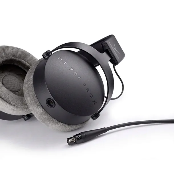 beyerdynamic-dt-700-pro-x-sluchawki-wokoluszne-konstrukcja-zamknieta