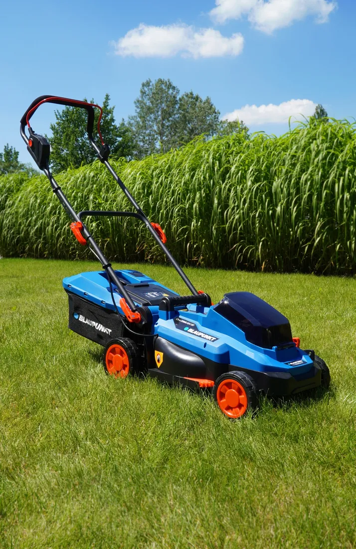 kosiarka-akumulatorowa-18v-33-cm-aku-5ah-ladowarka-blaupunkt-cl3010-stan-nowy