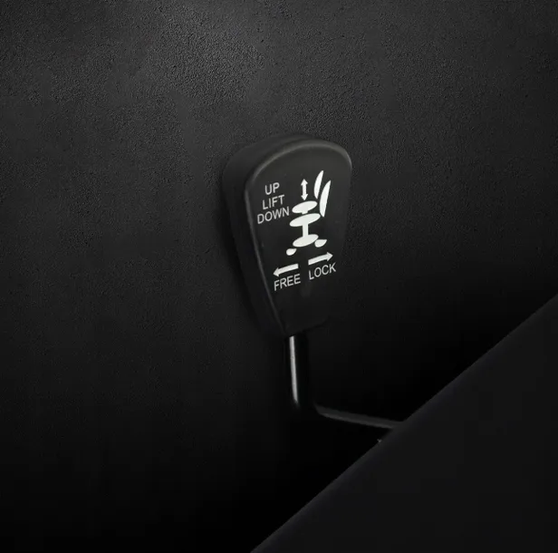 fotel-gamingowy-dla-gracza-prime3-mlody-pelikan-4d-udzwig-150kg-krzeslo-kolor-obicia-czarny