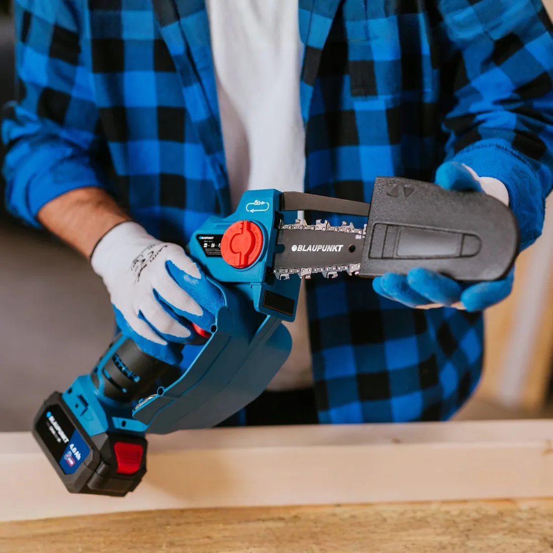 pila-lancuchowa-akumulatorowa-110-mm-156-mm-zestaw-aku-ladowarka-blaupunkt