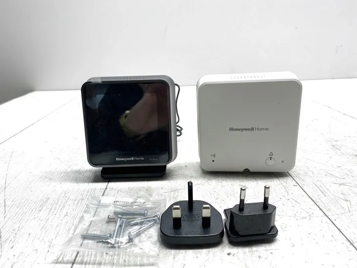 inteligentny-termostat-honeywell-t6r-marka-honeywell