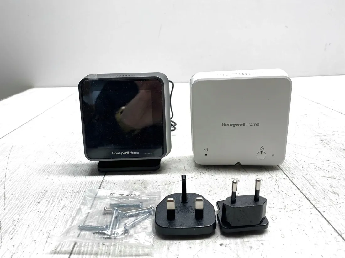 inteligentny-termostat-honeywell-t6r-stan-powystawowy