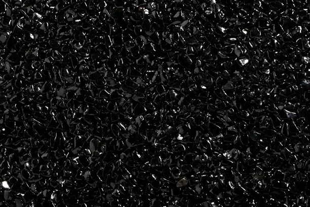KRUSZYWO MARMUROWE KAMIENNY DYWAN OZDOBNE M1 Nero Ebano FRAKCJA 2-4mm 25 kg
