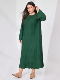 kc92211-shein-prosta-zielona-plisowana-sukienka-midi-plus-size-15-48