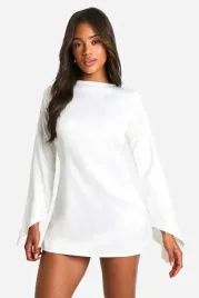 lc95203-boohoo-biala-satynowa-sukienka-mini-odkryte-plecy-14-xl