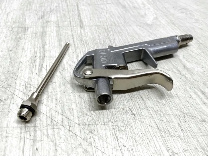 pistolet-do-przedmuchu-einhell-4133102-marka-einhell