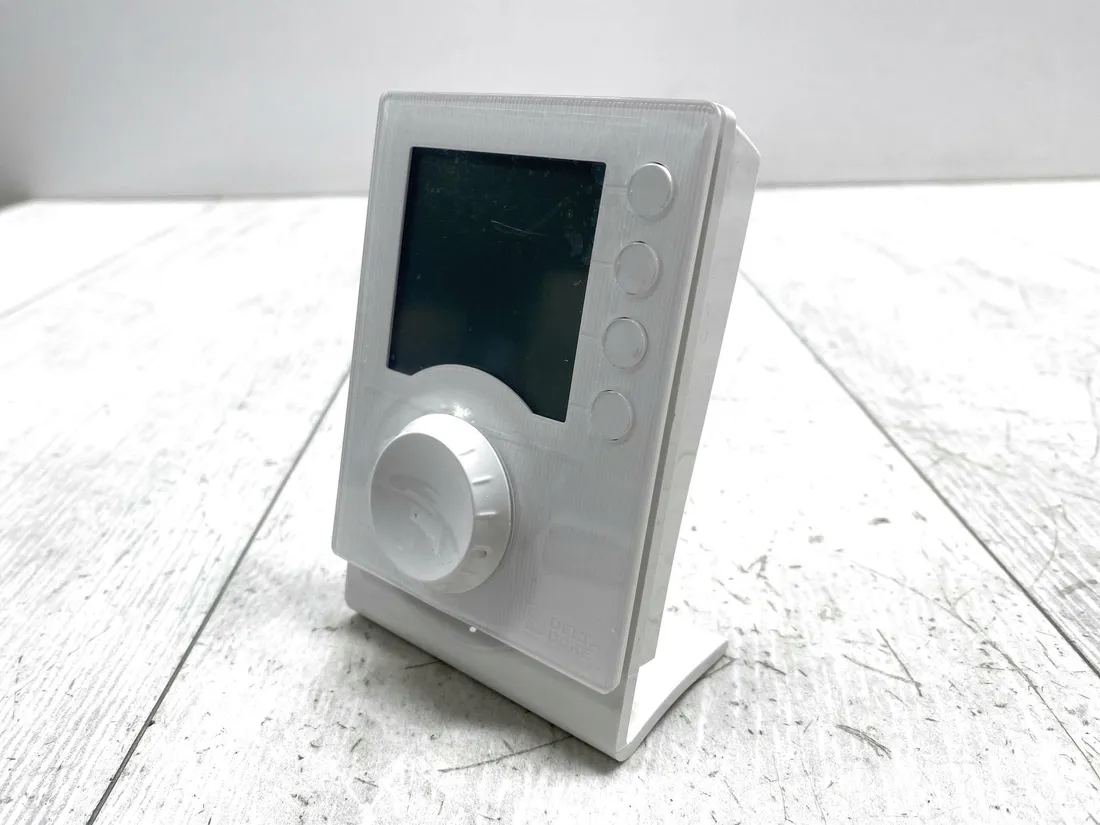 bezprzewodowy-programowalny-termostat-do-pieca-delta-dore-tybox-1137-stan-powystawowy