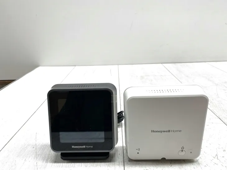 inteligentny-termostat-honeywell-t6r-rodzaj-czujnika-temperatury