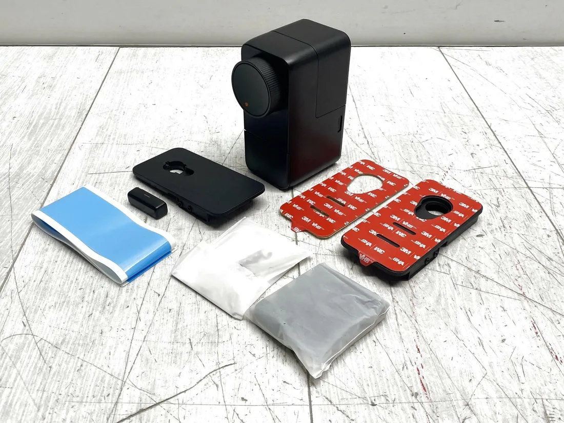 inteligentny-zamek-do-drzwi-switchbot-lock-pro-czarny