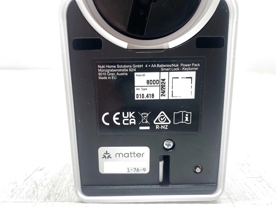 inteligentny-zamek-do-drzwi-nuki-smart-lock-4-0