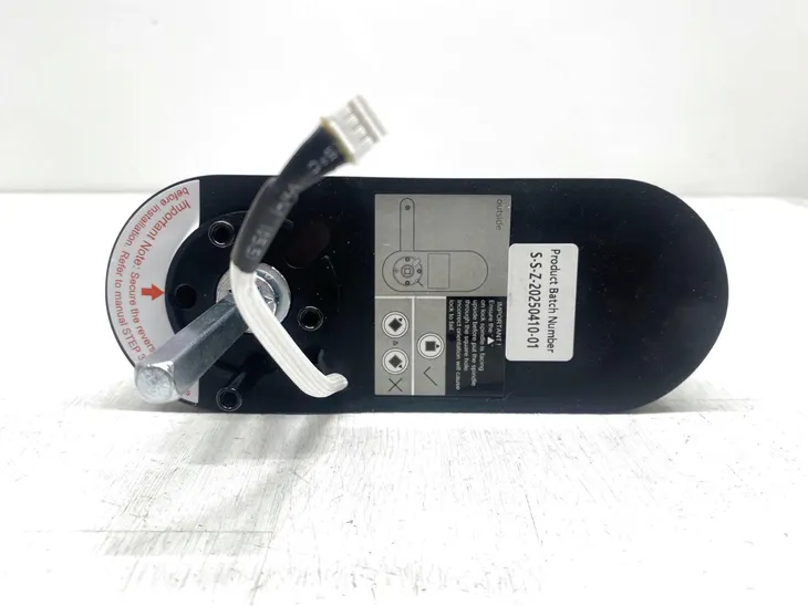 inteligentny-zamek-bluetooth-sifely-samtecht-200-silver-biometryczny-certyfikat-ce
