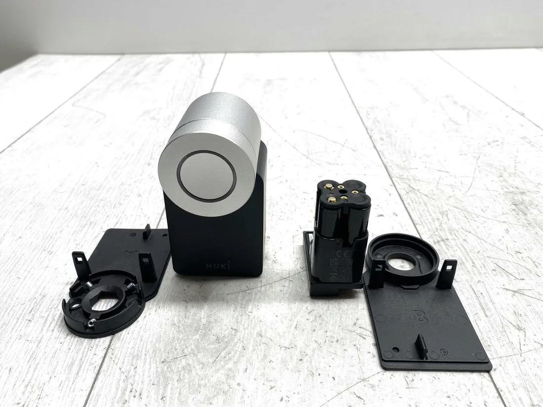 zamek-inteligentny-nuki-smart-lock-pro-black-4-gen-stan-powystawowy