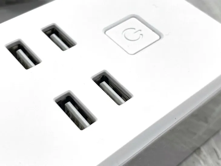 inteligentna-listwa-zasilajaca-refoss-mss425e-dlugosc-kabla-1-8-m