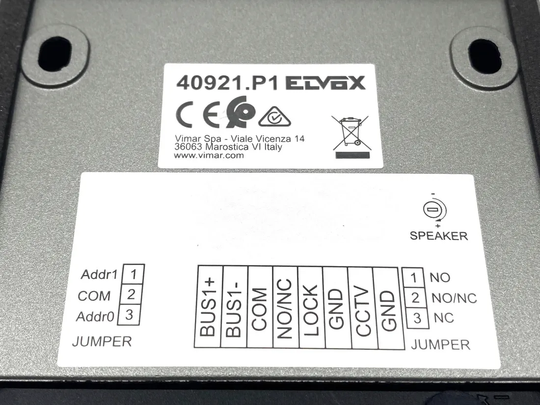 kamera-do-wideodomofonu-vimar-elex-40921-p1-stan-powystawowy