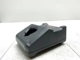ladowarka-do-akumulatorow-bosch-gal-12v-40-stan-powystawowy