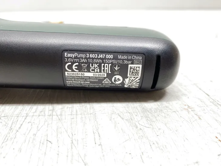 elektryczna-pompa-powietrza-mini-kompresor-bosch-easypump-36v-3-0ah-stan-powystawowy