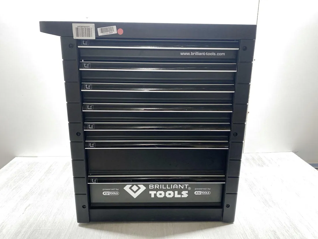 wozek-warsztatowy-brilliant-tools-bt153207-z-7-szufladami-i-207-narzedziami