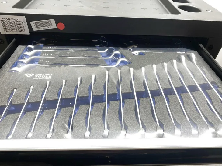 wozek-warsztatowy-brilliant-tools-bt153207-z-7-szufladami-i-207-narzedziami-szerokosc-produktu-470-cm