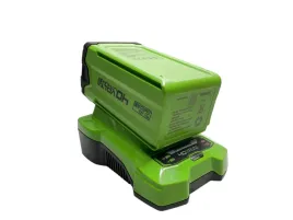 zestaw-startowy-greenworks-gsk40b2-ladowarka-akumulator-40v-2-ah