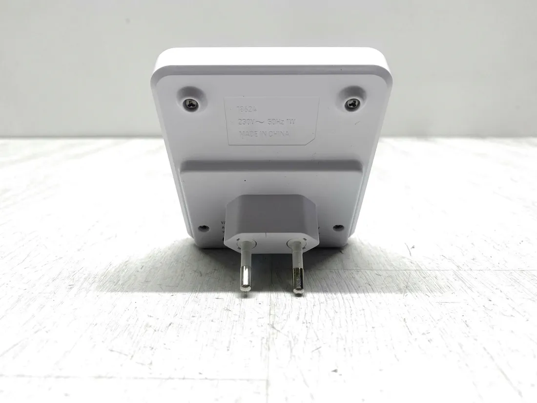 inteligentna-lampka-nocna-led-varta-motion-sensor-light