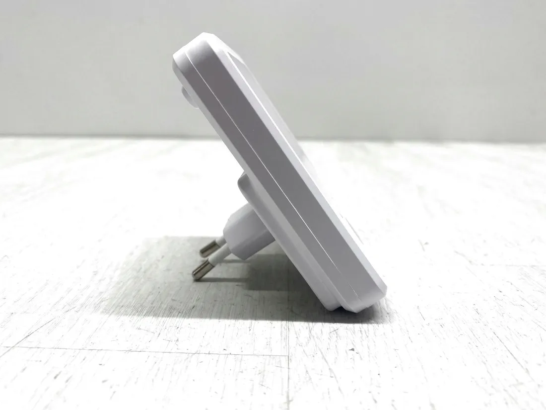 inteligentna-lampka-nocna-led-varta-motion-sensor-light-stan-powystawowy