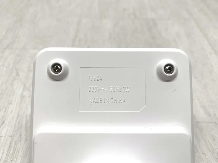 inteligentna-lampka-nocna-led-varta-motion-sensor-light-zasieg-swiatla-3-m