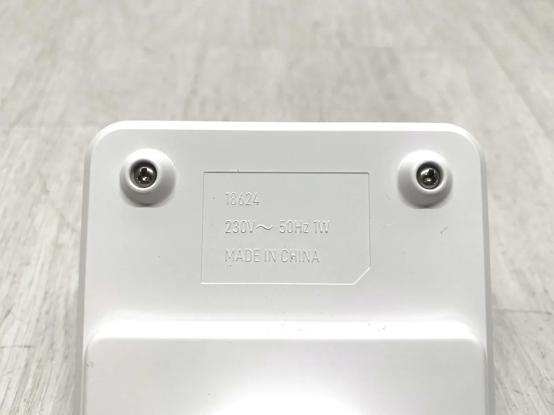 inteligentna-lampka-nocna-led-varta-motion-sensor-light-stan-powystawowy