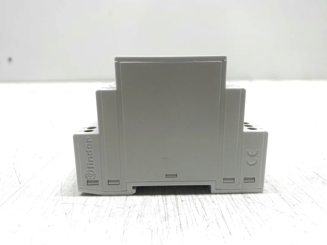 programator-czasowy-finder-125182300000-230-v