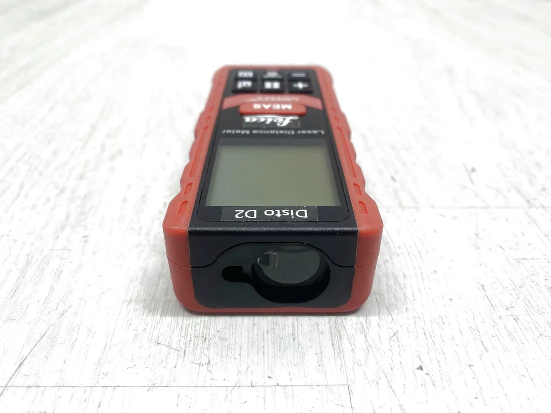 dalmierz-laserowy-leica-disto-d2-bluetooth-stan-powystawowy